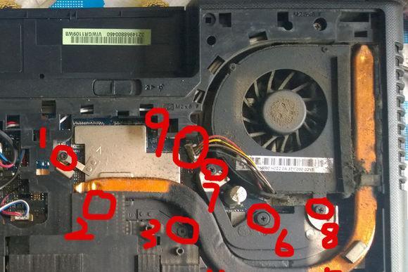 华硕笔记本K455清灰教程——保持笔记本散热的关键（学会正确清理华硕笔记本K455内部灰尘，延长使用寿命）