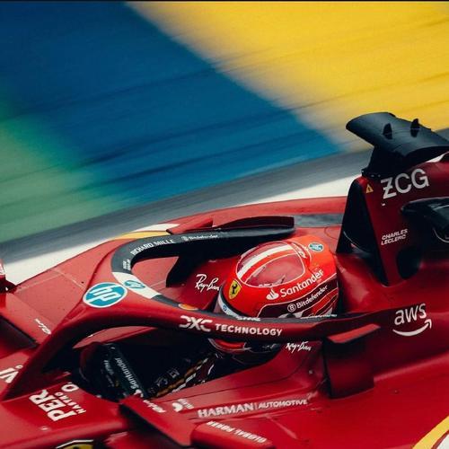 F1手机的卓越表现及用户体验（探索F1手机在性能、摄影和使用体验方面的优势）