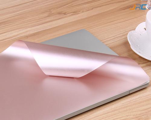 小米Air电脑贴膜教程（简单易学，保护电脑屏幕，延长使用寿命）